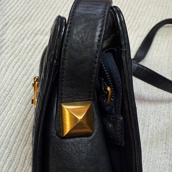 Bally Leather Quilted Crossbody Bag Made in Italy - Picture 7 of 16